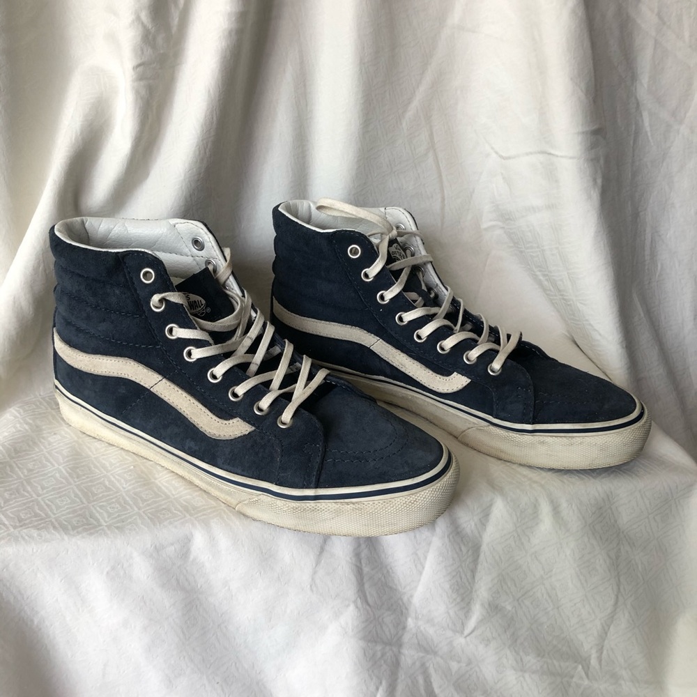 Vans women’s High-tops - Navy suede